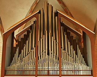 J&oslash;rlunde Kirkes orgel