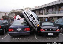 two-bmw-one-mercedes-parking-accident.jpg